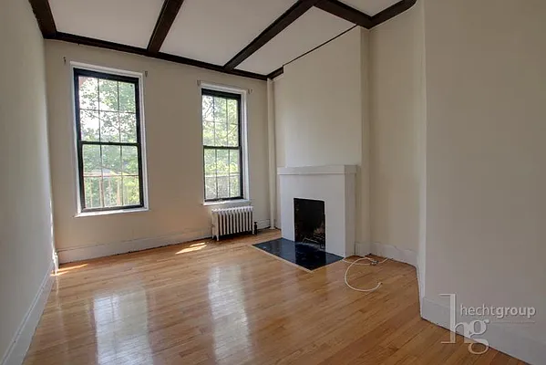Rented by Hecht Group | media 13