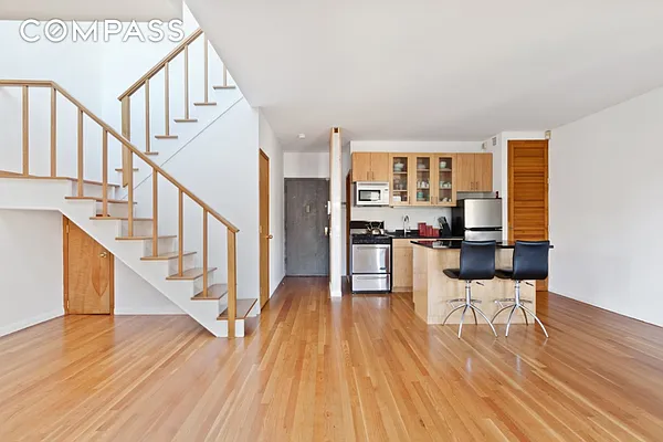 Rented by Compass | media 26