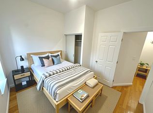 454 W 36th St #5F, New York, NY 10018