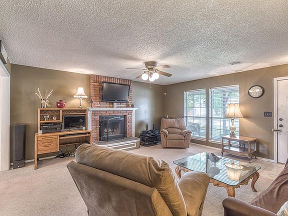 2nd image of 7808 N 130th Ave E