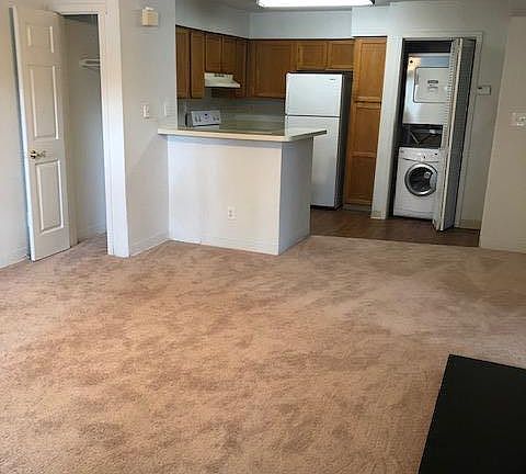 2nd image of 502 Oscar Loop APT 203A