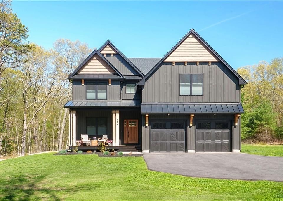 1st image of 450 Carrs Pond Rd