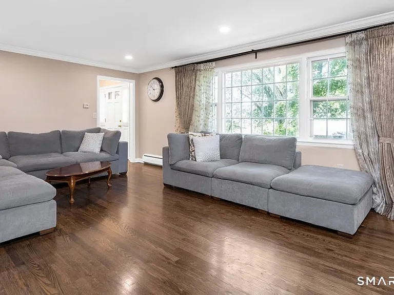 180 Weeping Willow Ln — Photo 4
