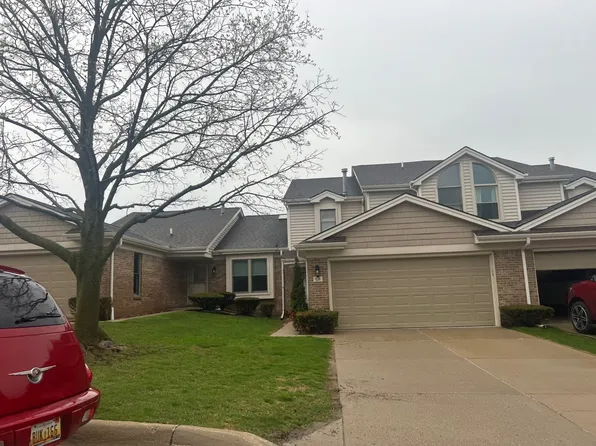 636 Summit Ridge Dr, Milford, MI 48381