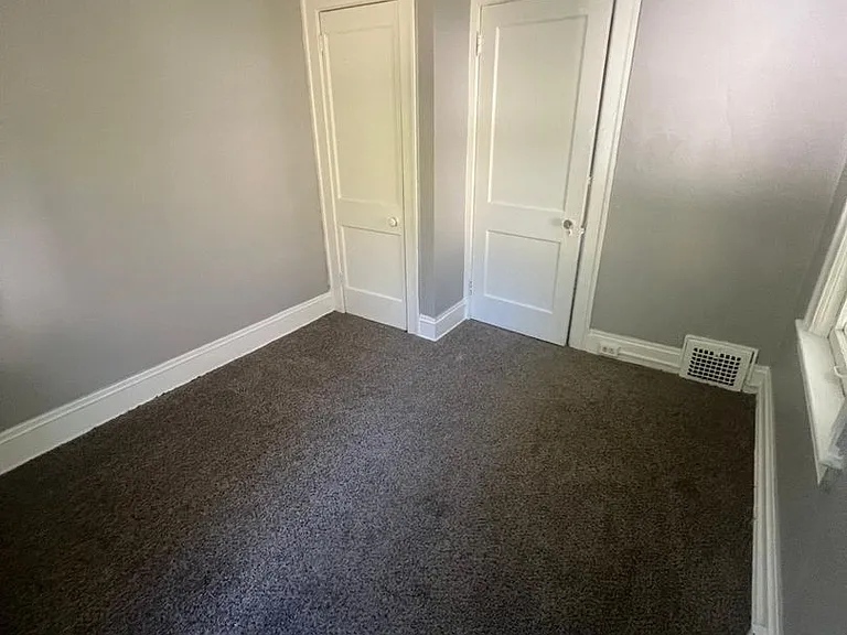 3244-3246 Sycamore Rd — Photo 12
