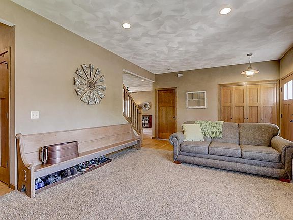 5th image of 1322 Heritage Ln