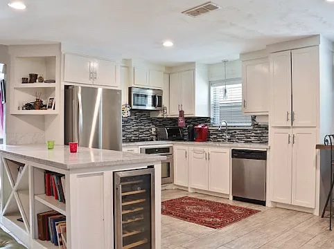 3 bed, 1900 sqft, $850 — Photo 3