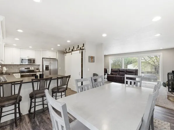 257 W 1125 N, Centerville, UT 84014