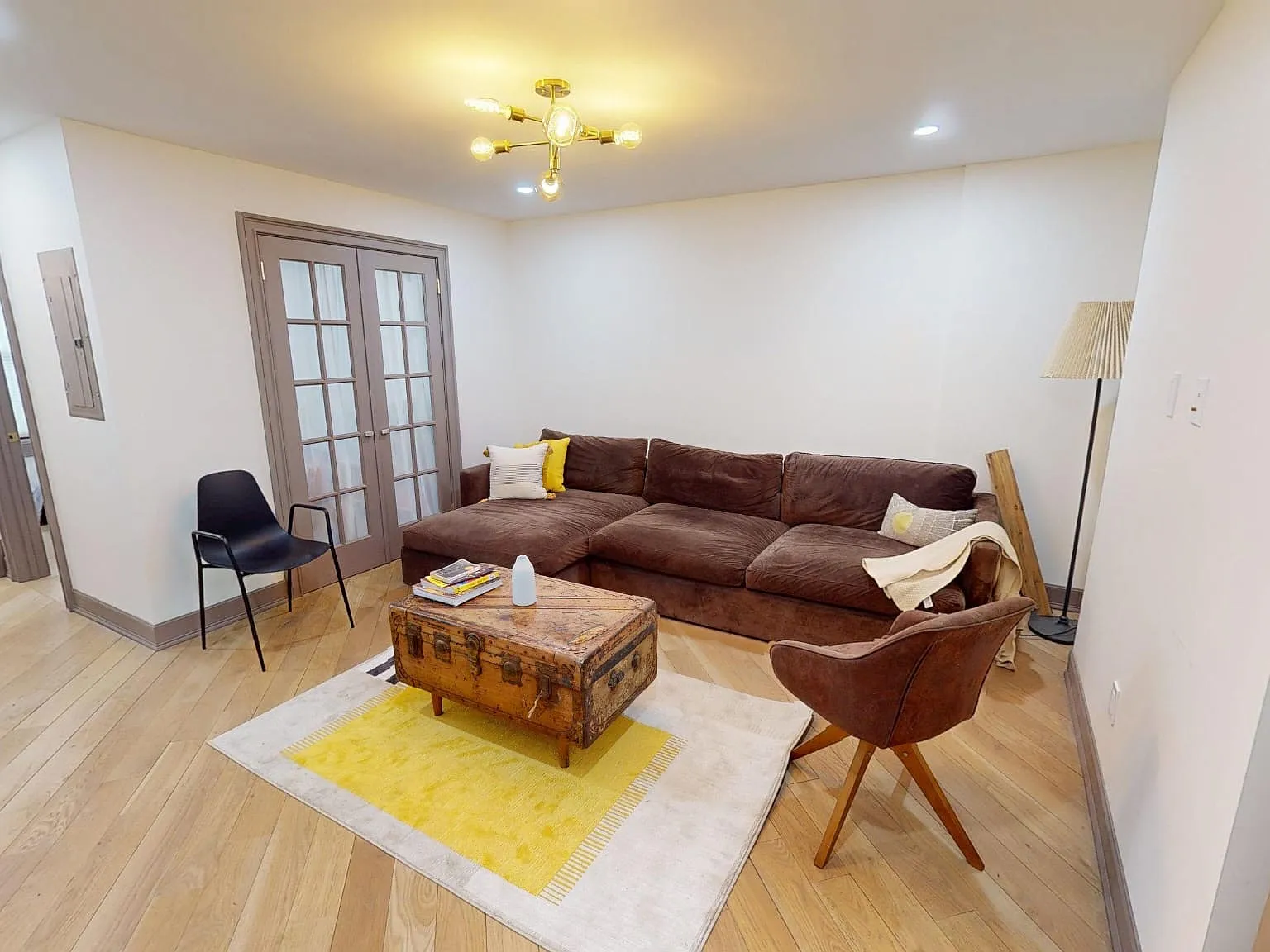 212 Weirfield Street — Photo 2