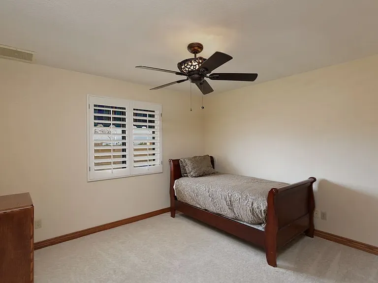 3rd Bedroom twin or office