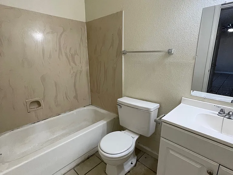 761 Hammond Manor Dr — Photo 10