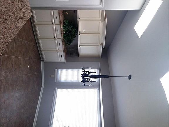4th image of 724 Tollis Pkwy #724