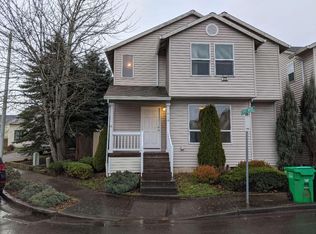 640 SE Myrtlewood Pl, Gresham, OR 97080