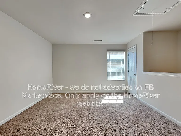 3999 Meredith Woods Ln — Photo 22
