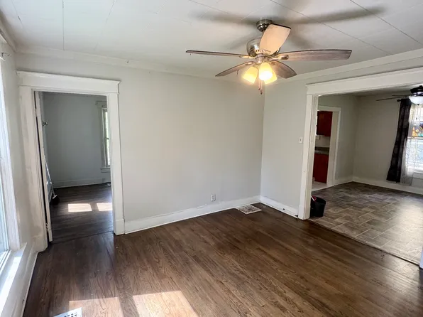 512 Park St #1, La Porte, IN 46350