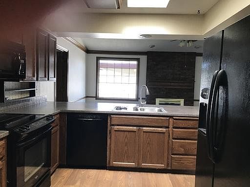 1st image of 10435 N Iroquois Dr