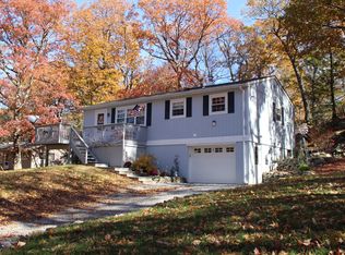 5 Summit Cir, Sussex, NJ 07461