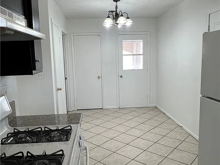 4020 San Bernardino Ave #0 — Photo 8