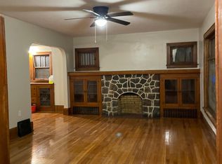 276 4th St NW, Barberton, OH