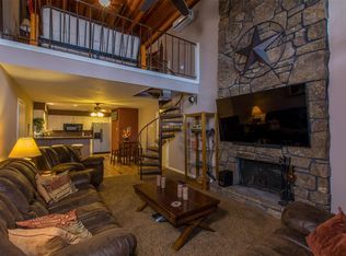 324 Country Club Dr, Brookeland, TX 75931