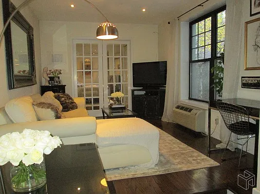 Rented by Halstead Real Estate | media 13