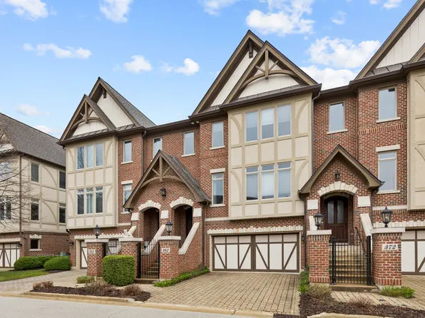 362 Brownstone Dr #362, Saint Charles, IL 60174