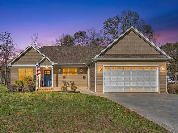 2nd image of 1117 Park Rd