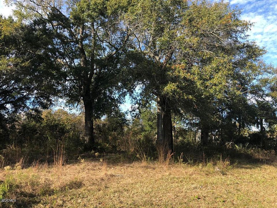 2nd image of 3486 Brandon James Dr