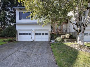 14842 NE Rose Pkwy, Portland, OR