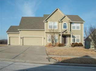 1132 S 12th St, Louisburg, KS 66053