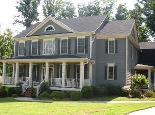 9020 Blakewood Ct, Gainesville, GA 30506