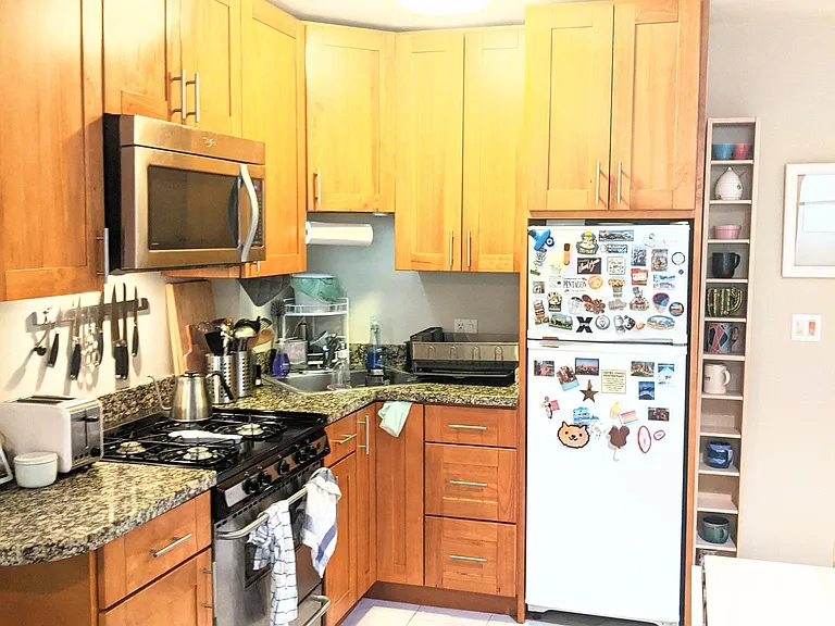 341A Oak St — Photo 4