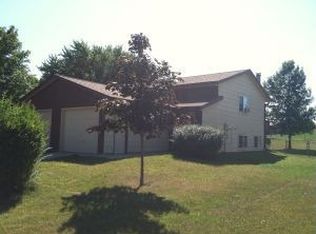 1518 45th St NW, Rochester, MN 55901