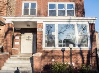 6151 S Champlain Ave, Chicago, IL 60637