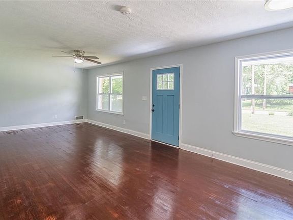 5th image of 1747 Flintwood Dr