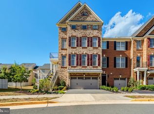 42634 Lancaster Ridge Ter, Chantilly, VA 20152