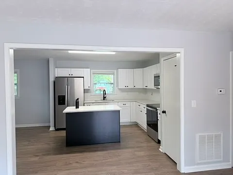 919 N Weldon St — Photo 2