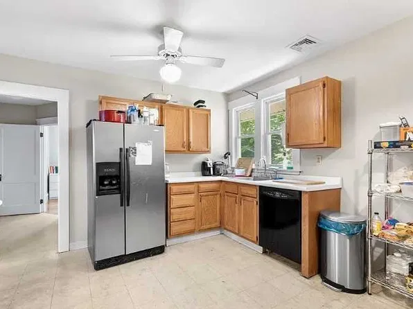 (undisclosed Address), Medford, MA 02155