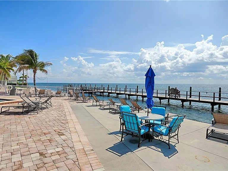 5132 Beach Dr SE #5 — Photo 25
