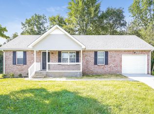 1585 Ridgemont Dr, La Vergne, TN 37086