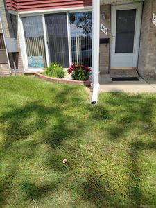 809 Sunset Ln, Saint Clair Shores, MI, 48082