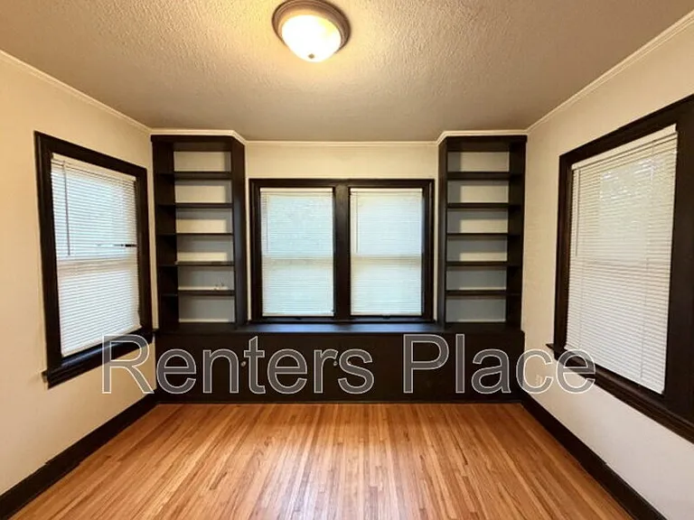 5524 S Owasso Ave — Photo 11