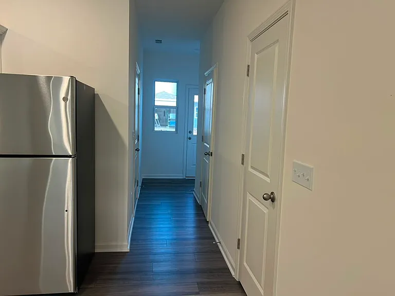 2213 Glen Crossing Dr — Photo 10