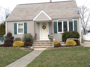 115 Graham Ter, Saddle Brook, NJ 07663