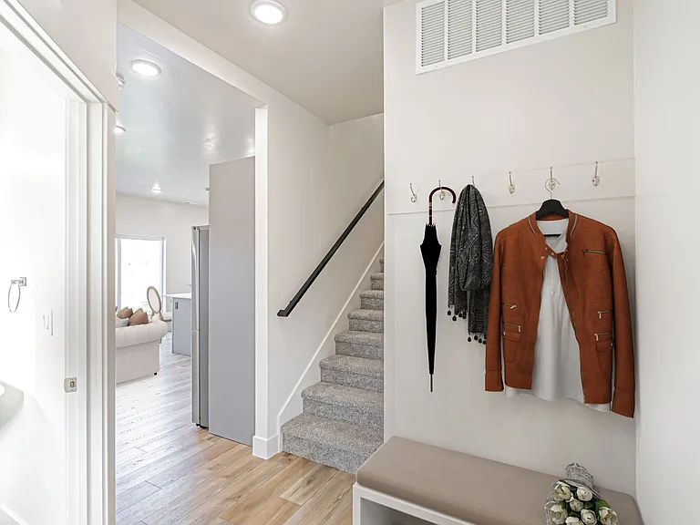 Southbridge Townhomes — Photo 8