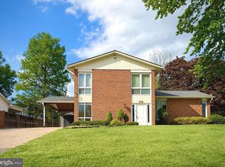 616 Chichester Ln, Silver Spring, MD 20904