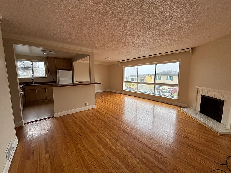 15 Montebello Dr #A — Photo 3