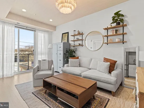 4016 Georgia Ave NW #4, Washington, DC 20011