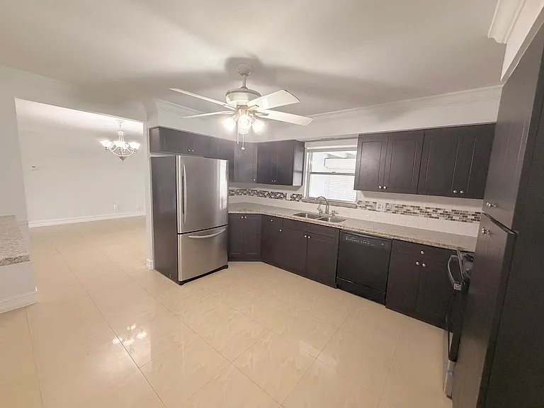 1529 Canal St #1 — Photo 6