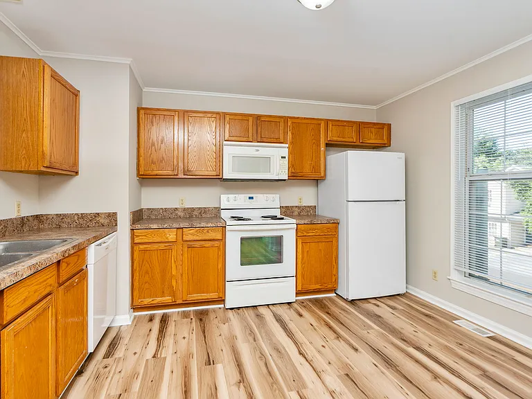 79 Woodlee Rd #3 — Photo 5